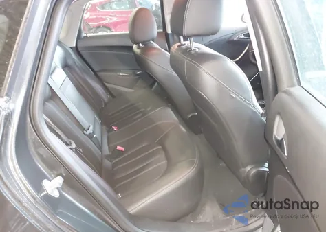 2016 Buick Verano Leather Group z USA, uszkodzony, nr VIN 1G4PS5SK1G4112776